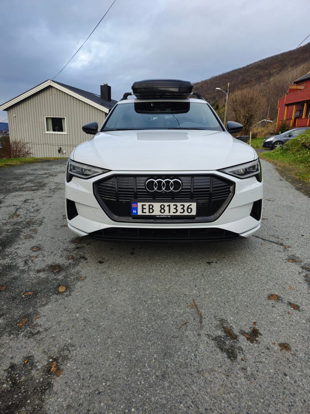 WAUZZZGEXLB018157 2020 AUDI E-TRON-1
