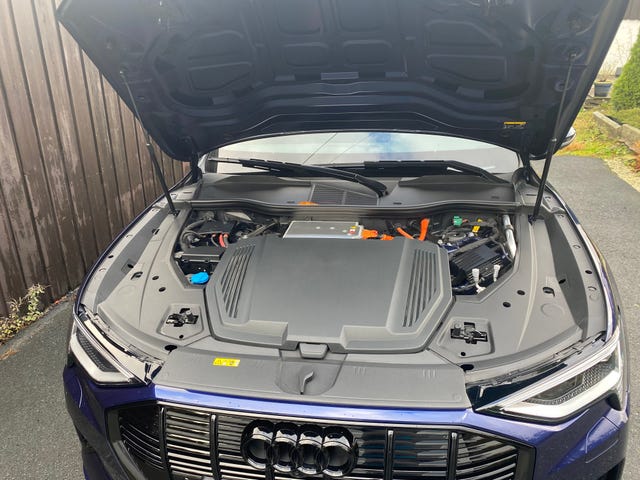 2020 AUDI E-TRON - 26