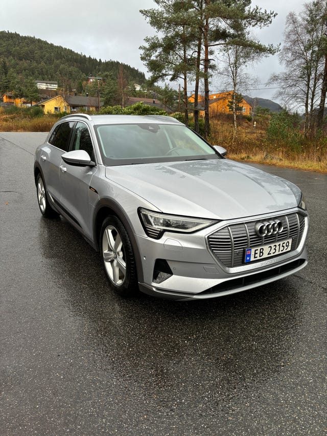 WAUZZZGE6LB013179 2020 AUDI E-TRON-0