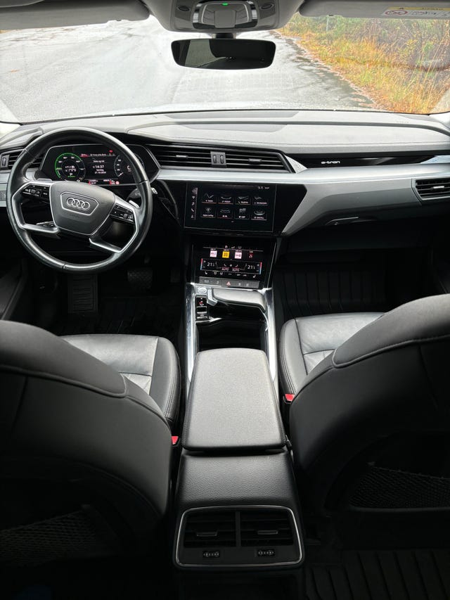2020 AUDI E-TRON - 8