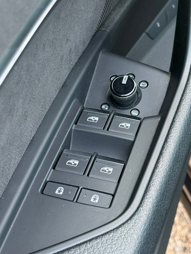 2020 AUDI E-TRON - 11