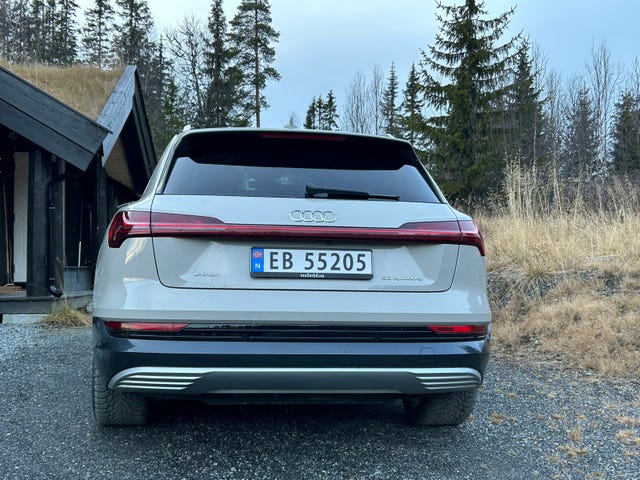 2020 AUDI E-TRON - 10