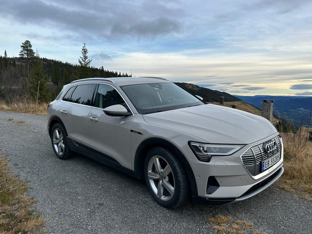 2020 AUDI E-TRON - 8