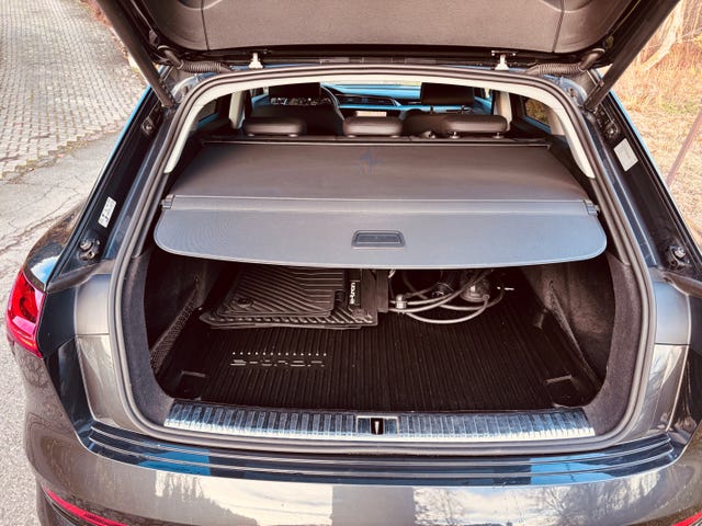 WAUZZZGE2MB013990 2021 AUDI E-TRON-1