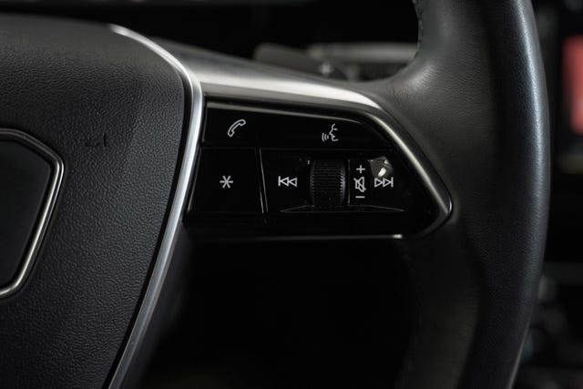 2021 AUDI E-TRON - 15