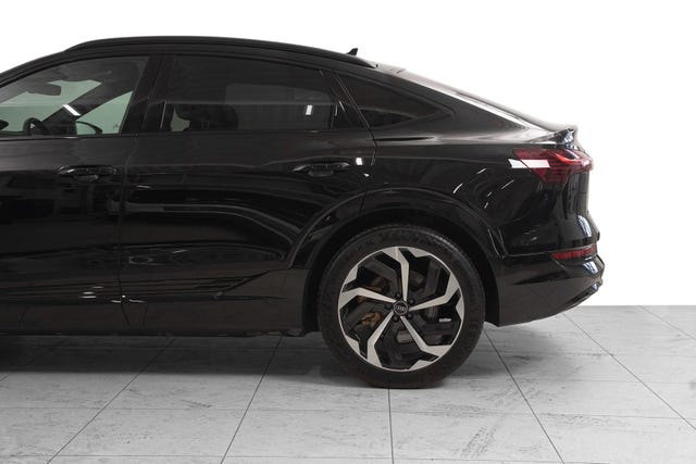 2021 AUDI E-TRON - 9
