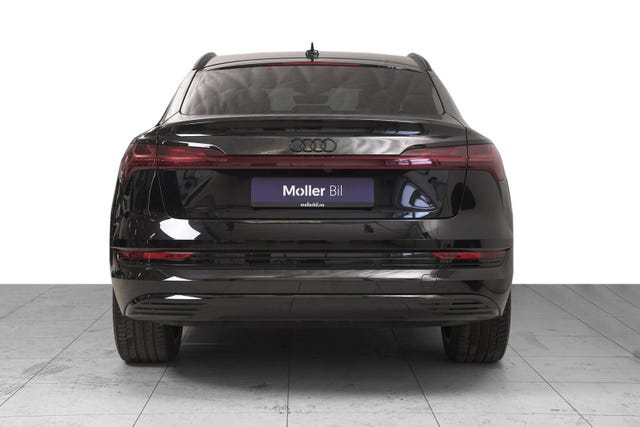WAUZZZGE3MB040163 2021 AUDI E-TRON-4