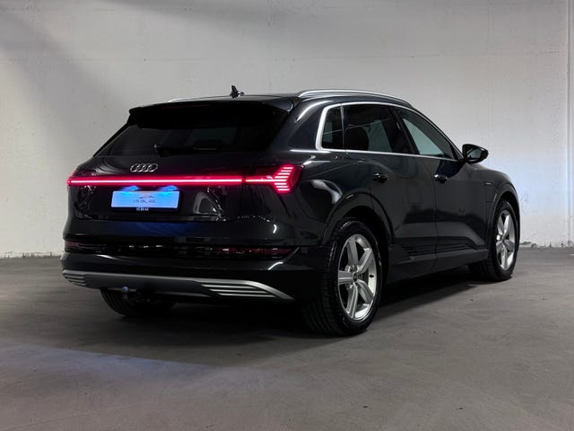 WAUZZZGE6MB039461 2021 AUDI E-TRON-4