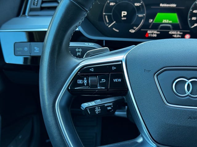 2021 AUDI E-TRON - 23