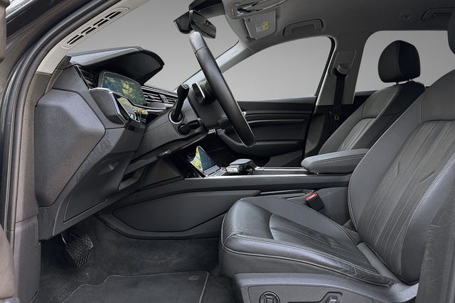 2021 AUDI E-TRON - 28