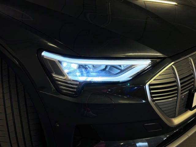 2021 AUDI E-TRON - 17