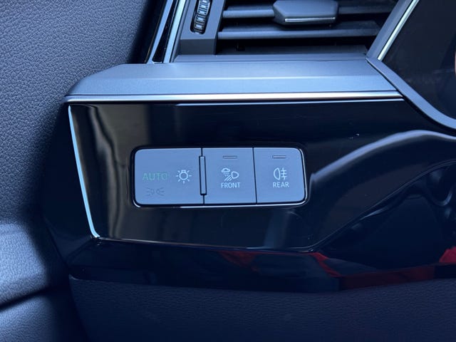 2021 AUDI E-TRON - 40