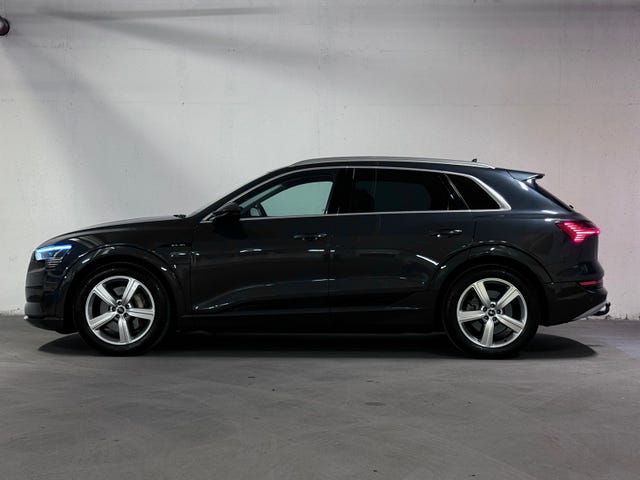 WAUZZZGE6MB039461 2021 AUDI E-TRON-1