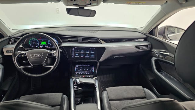 2021 AUDI E-TRON - 18