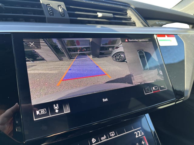 2020 AUDI E-TRON - 26
