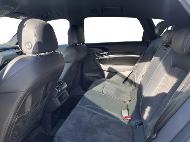 WAUZZZGE6LB021167 2020 AUDI E-TRON-5