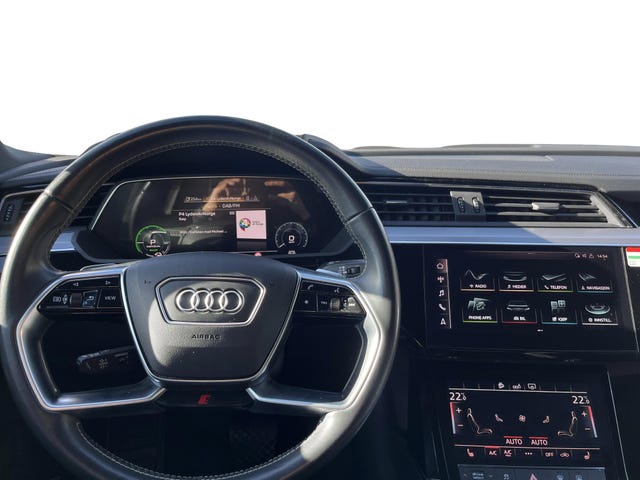 2020 AUDI E-TRON - 8