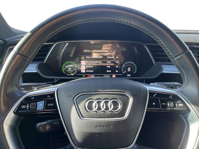2020 AUDI E-TRON - 20