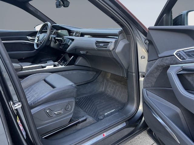 2021 AUDI E-TRON - 11