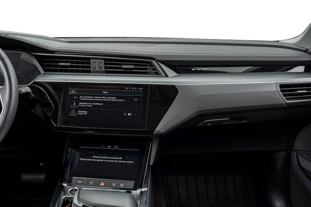 2021 AUDI E-TRON - 19