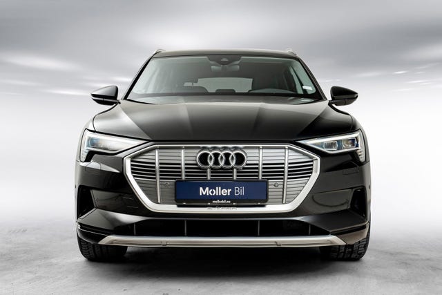 WAUZZZGE0MB030030 2021 AUDI E-TRON-2