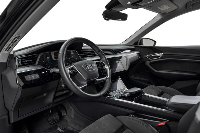2021 AUDI E-TRON - 9