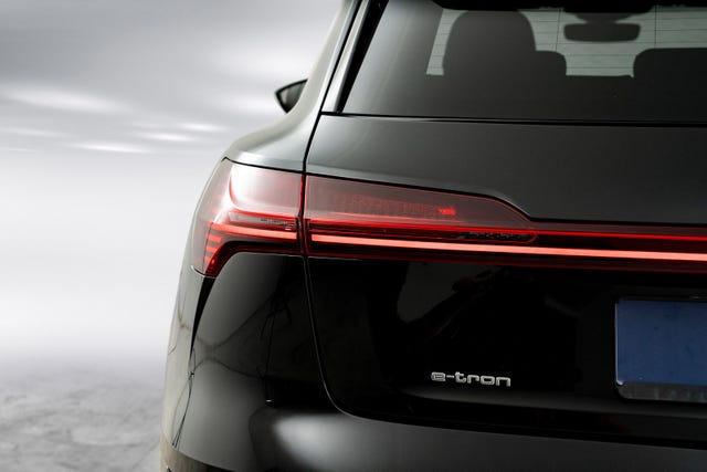 2021 AUDI E-TRON - 8