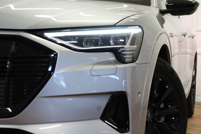 2021 AUDI E-TRON - 8