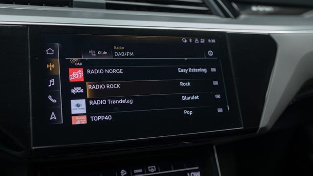 2021 AUDI E-TRON - 25