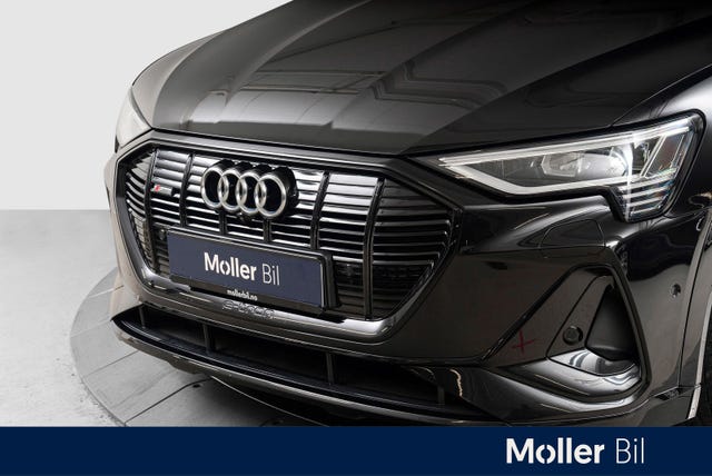 WAUZZZGE7MB033734 2021 AUDI E-TRON-4