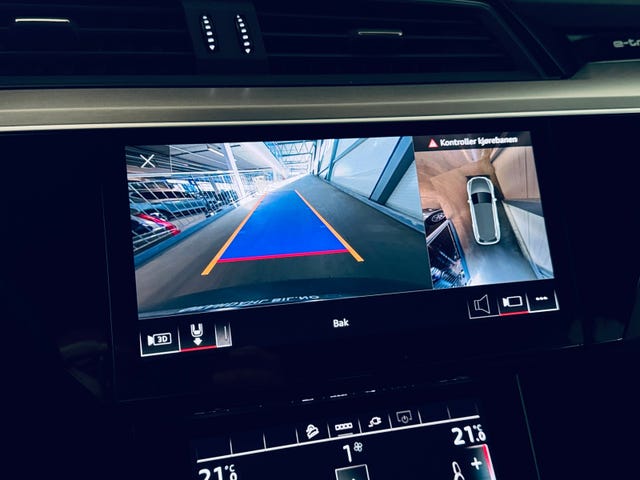 2021 AUDI E-TRON - 17