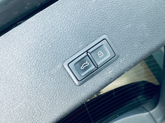 2021 AUDI E-TRON - 9