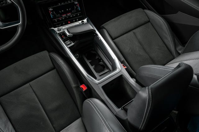 2021 AUDI E-TRON - 36