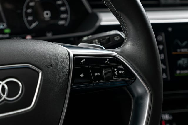 2021 AUDI E-TRON - 31