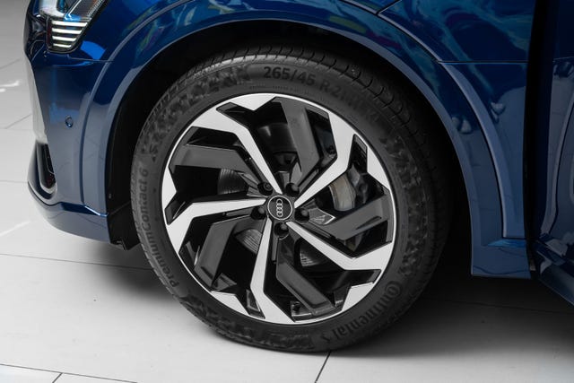 2021 AUDI E-TRON - 12
