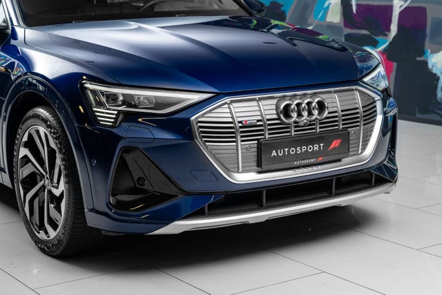 WAUZZZGE3MB036310 2021 AUDI E-TRON-1