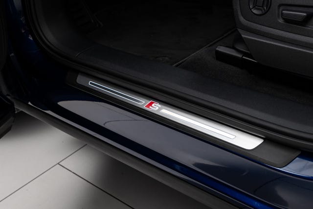 2021 AUDI E-TRON - 16