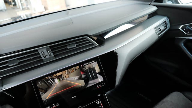 2021 AUDI E-TRON - 40