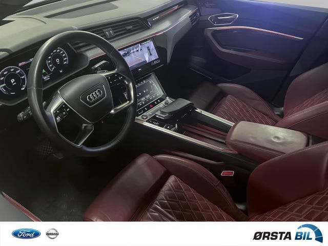 2021 AUDI E-TRON - 36