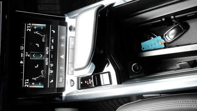 2021 AUDI E-TRON - 24