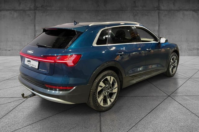 WAUZZZGE0MB011185 2021 AUDI E-TRON-3