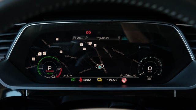 2021 AUDI E-TRON - 41