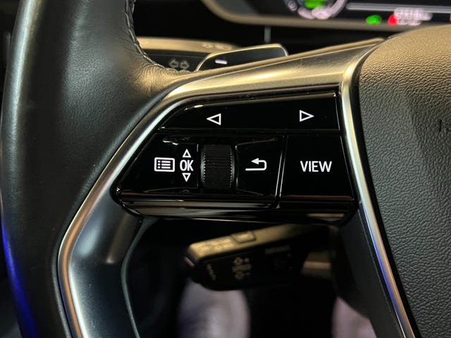 2020 AUDI E-TRON - 32