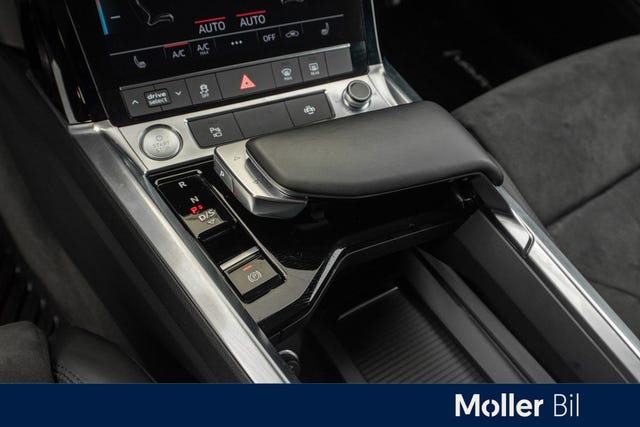 2020 AUDI E-TRON - 18