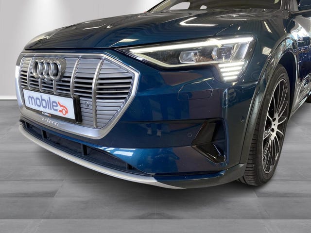2020 AUDI E-TRON - 27