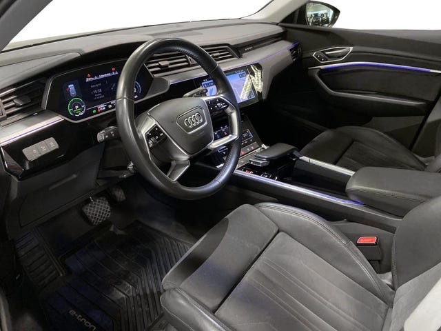 2020 AUDI E-TRON - 7