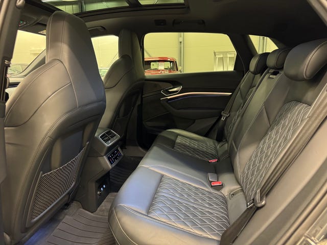 2020 AUDI E-TRON - 16