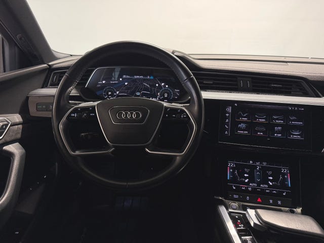 2020 AUDI E-TRON - 20