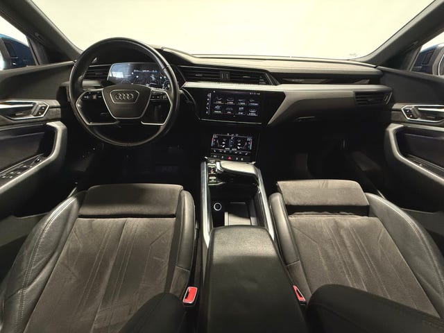 WAUZZZGE2LB011333 2020 AUDI E-TRON-4