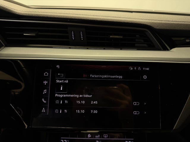 2020 AUDI E-TRON - 35